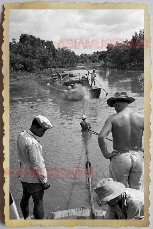 50s Vietnam SAIGON HOUSE ARMY SOLDIER TOPLESS MAN GAY SMOKING Vintage Photo 411