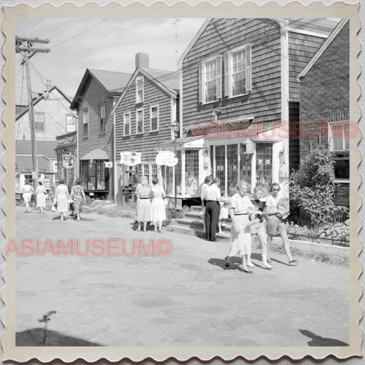 50s ROCKPORT KNOX COUNTY MAINE ROCKLAND HARBOR STREET SCENE SHOP USA Photo 8986