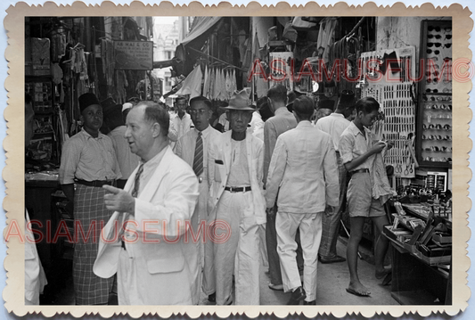 WW2 Street Scene Market Chinatown Stall Seller B&W Vintage Singapore Photo 17559