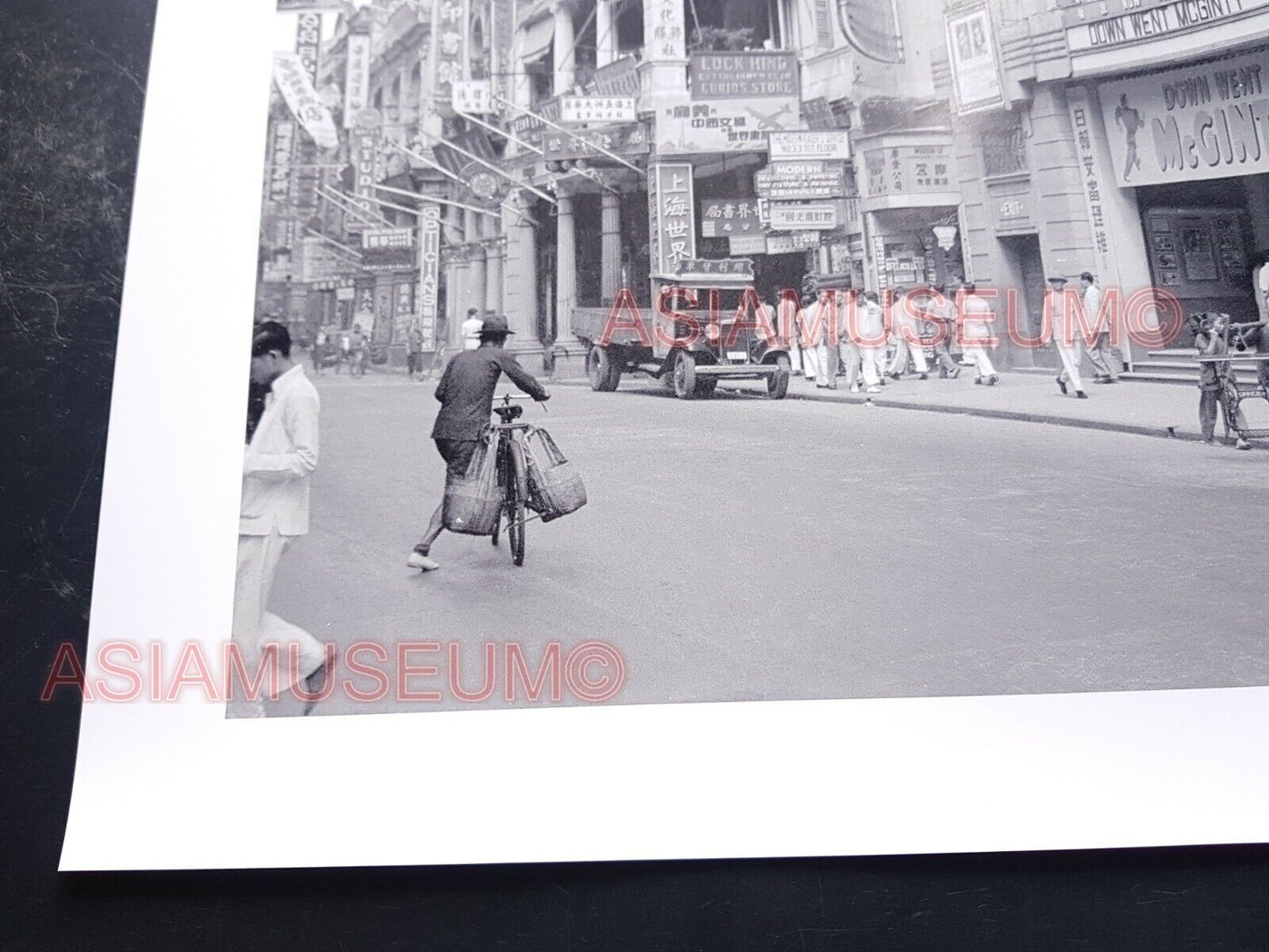 WW2 HONG KONG QUEEN'S THEATER CENTRAL CINEMA STREET SCENE Vintage Photo 香港老照片