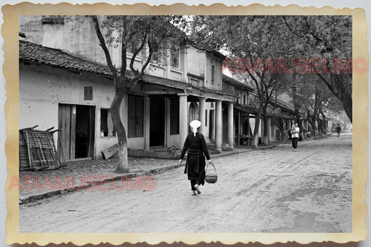 50s Vietnam SAIGON HO CHI MINH STREET SCENE HOUSE WOMEN BABY Vintage Photo #1611