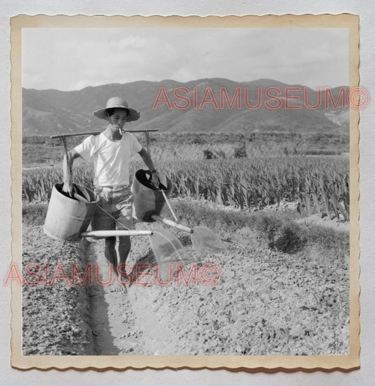 Man Smoking Cigarette Farming Farmer Hat B&W Vintage Hong Kong Photo 香港旧照片 28822