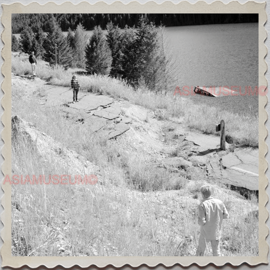 50s YELLOWSTONE NATIONAL PARK WYOMING MONTANA IDAHO LAKE VINTAGE USA Photo 8547