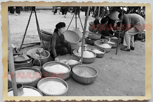 50s Vietnam SAIGON STREET SCENE MARKET FOOD VENDOR LADY RICE Vintage Photo 1422