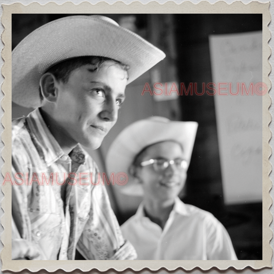 50s HARDIN TOWN BIG HORN COUNTY MONTANA 4H SHOW COWBOYS VINTAGE USA Photo 11636