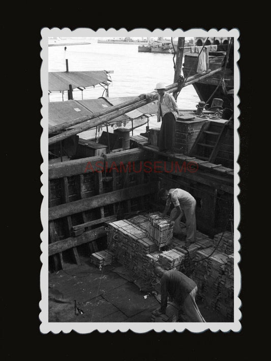 1940s Ship Boat Coolie Worker Cargo Harbor Pier Deck Sea Hong Kong Photo  #1434