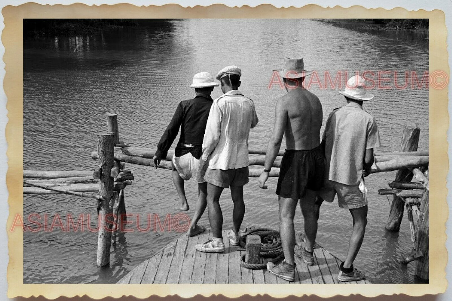 40 Mekong River Fisherman Saigon Ho Chi Minh River Vietnam War Vintage Photo 648