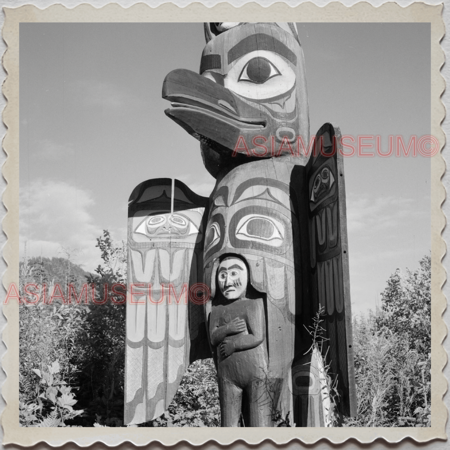 50s KETCHIKAN BOROUGH ALASKA TOTEM POLE WOOD MONUMENT VINTAGE USA Photo 12164