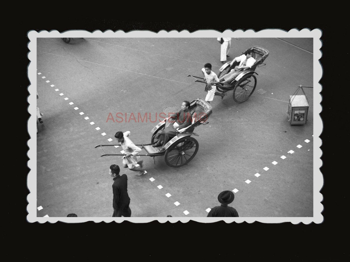 40s ROAD JUNCTION MAN RICKSHAW STREET SIGN WOMEN Vintage Hong Kong Photo #1066