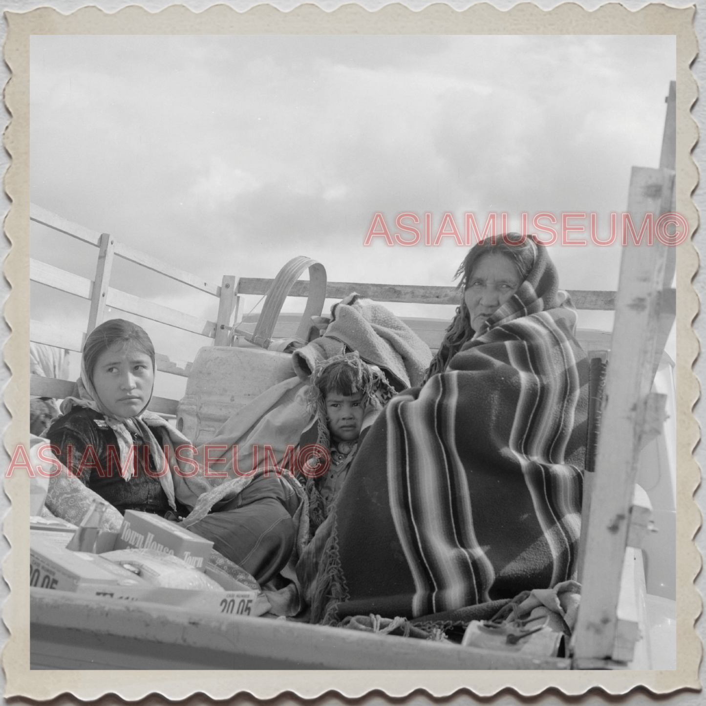 50s NAVAJOLAND NAVAJO ARIZONA NEW MEXICO WOMEN CHILDREN VINTAGE USA Photo 12607