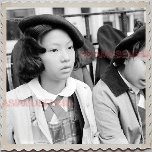 50s MANHATTAN NEW YORK CITY CHINATOWN ASIAN SCHOOL GIRL VINTAGE USA Photo 11398