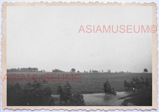 WWii D-DAY EUROPE WW2 FRANCE ARMY Soldier Battle Field Zone Horse War Photo A94