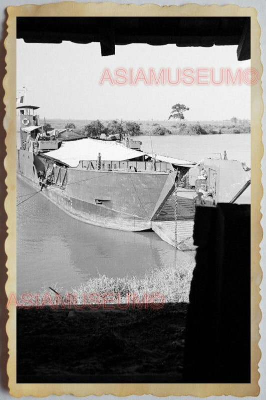 50s Vietnam SAIGON MEKONG RIVER SHIP CARGO GOODS PORT FLAG WAR Vintage Photo 955