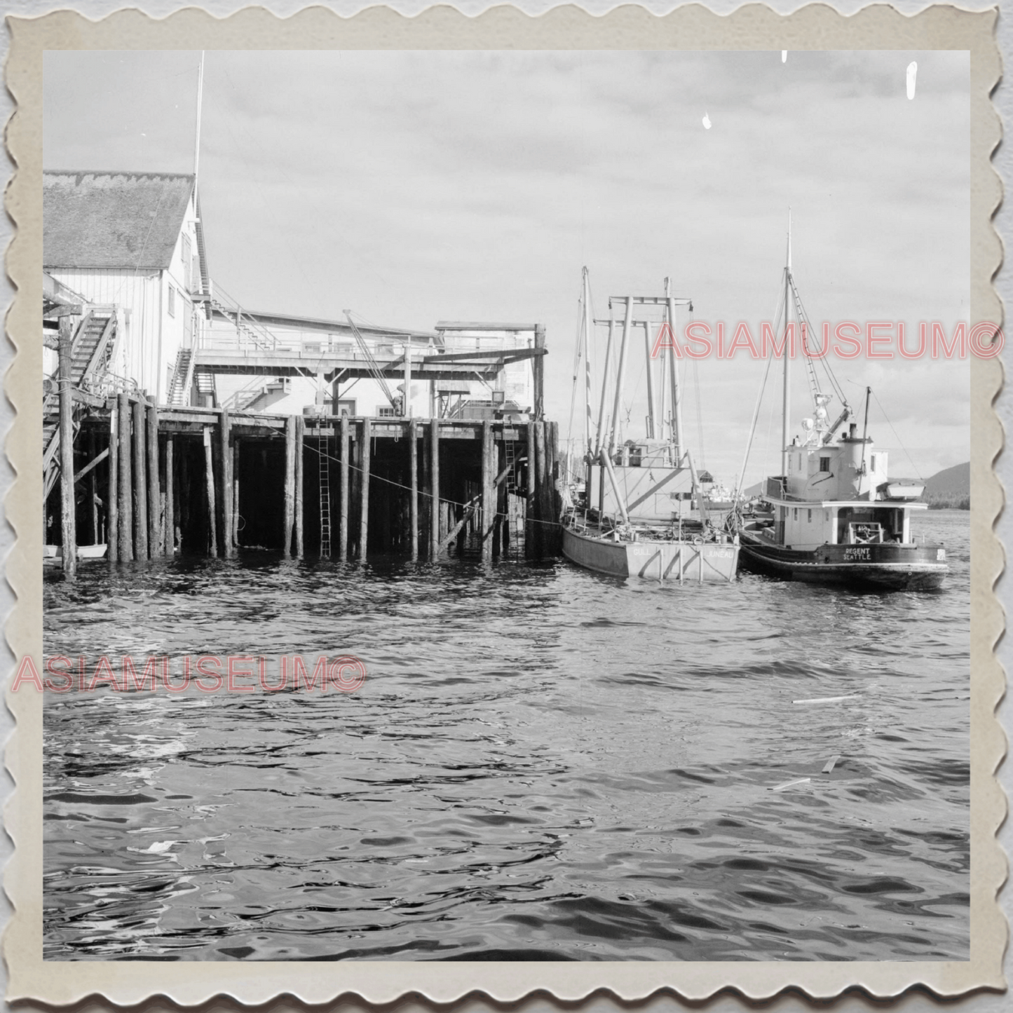 50s KETCHIKAN BOROUGH ALASKA TOTEM POLES MISTY FIORDS HARBOR OLD USA Photo 7867