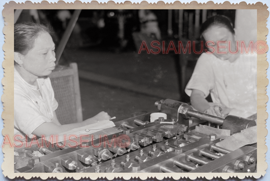 WW2 BRITISH OPIUM PLANT FACTORY WOMEN LADY WORKER VINTAGE SINGAPORE PHOTO 30430