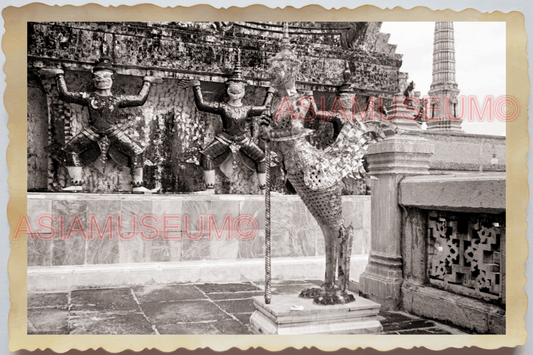 50s THAILAND BANGKOK EMERALD BUDDHA TEMPLE ROYAL STATUE GOLD Vintage Photo 28471