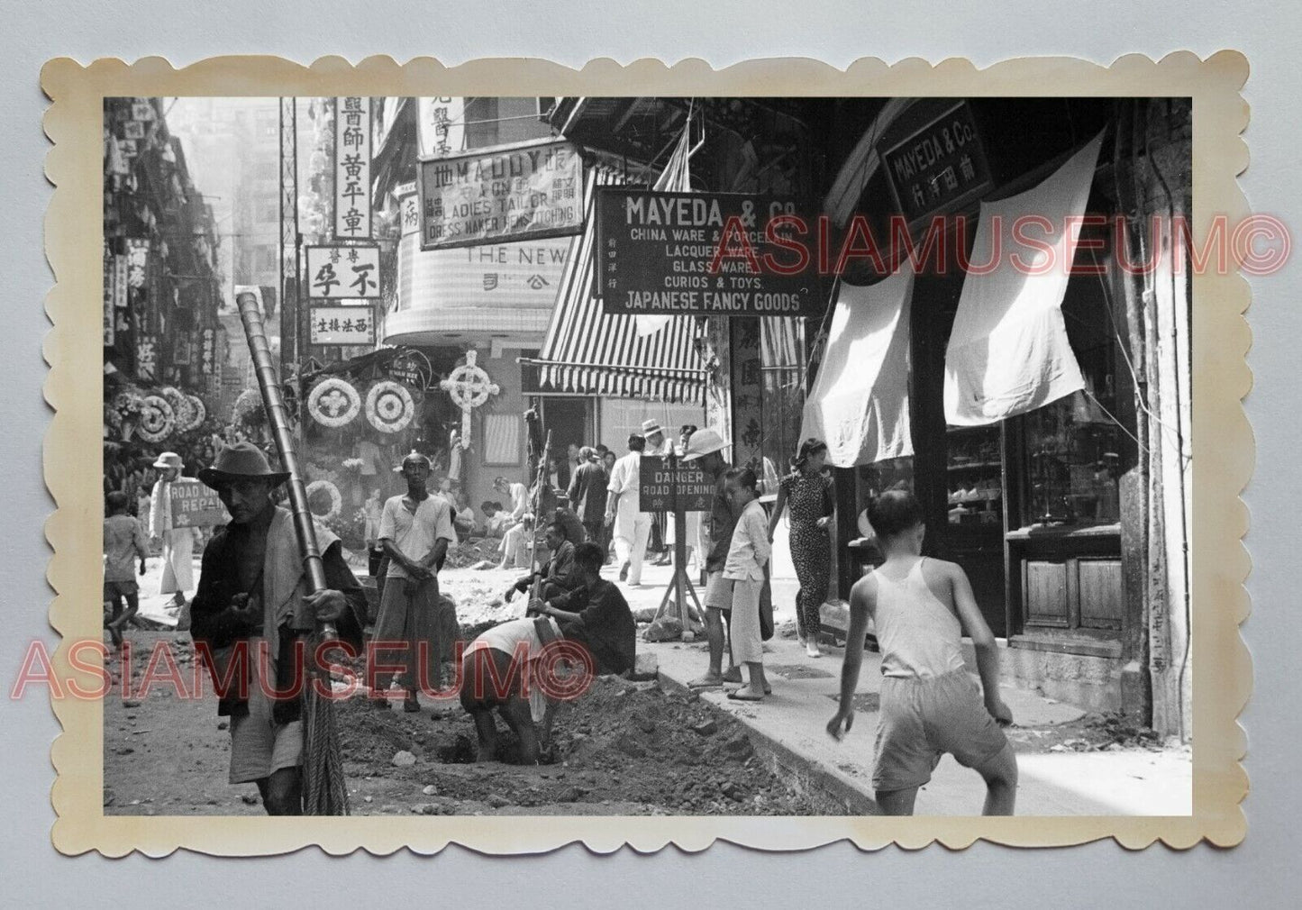 REPAIR QUEEN'S PEDDER DES VOEUX ROAD STREET VINTAGE Hong Kong Photo 16344 香港旧照片