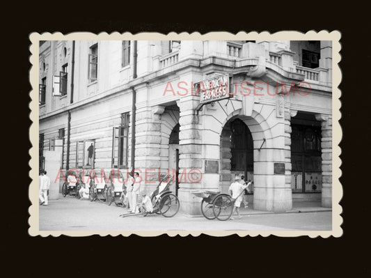 1940s RICKSHAW MAN AMERICAN EXPRESS BUILDING BRITISH BANK Hong Kong Photo #1837