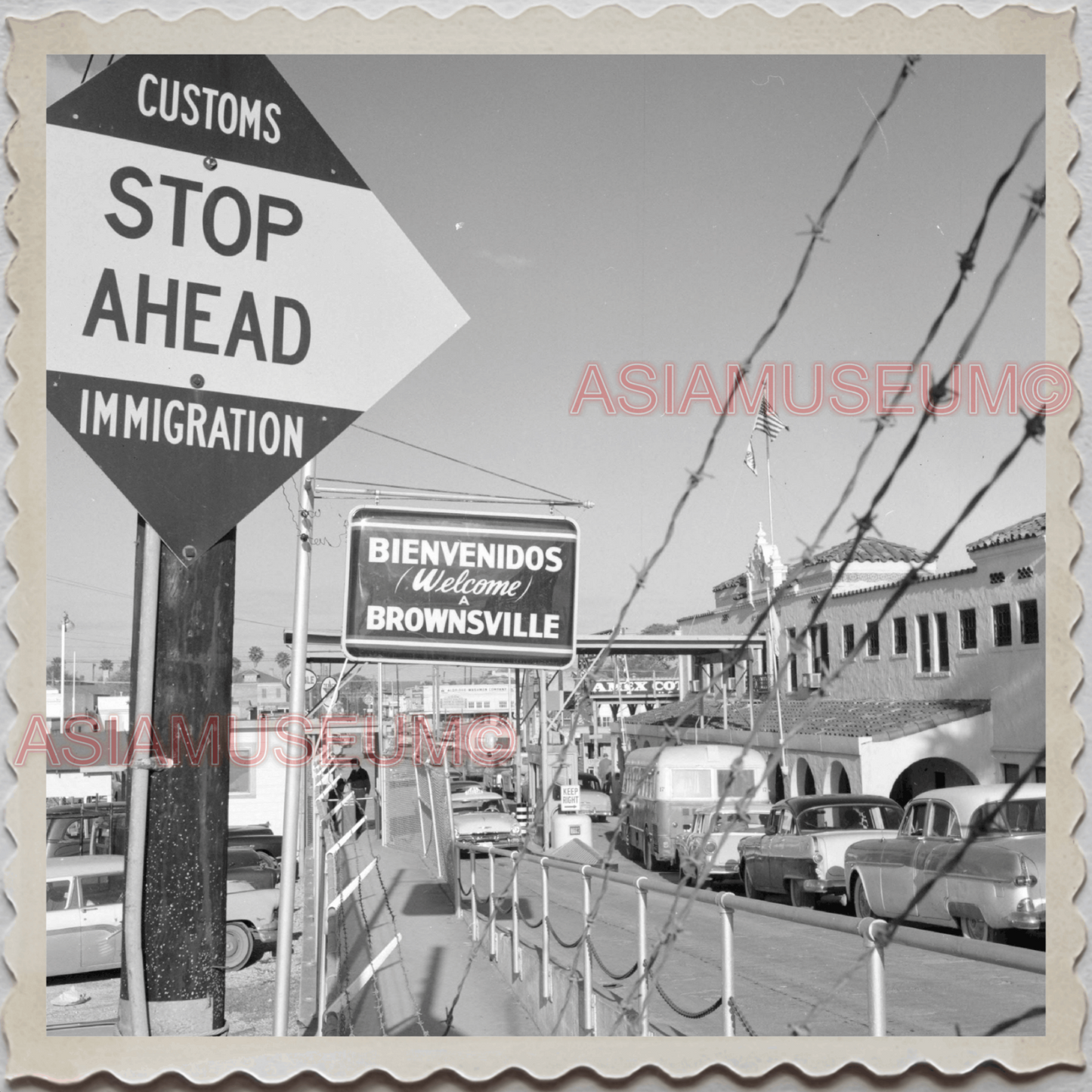 50s BROWNSVILLE CAMERON COUNTY TEXAS CAR BUS CUSTOMS VINTAGE OLD USA Photo 8717