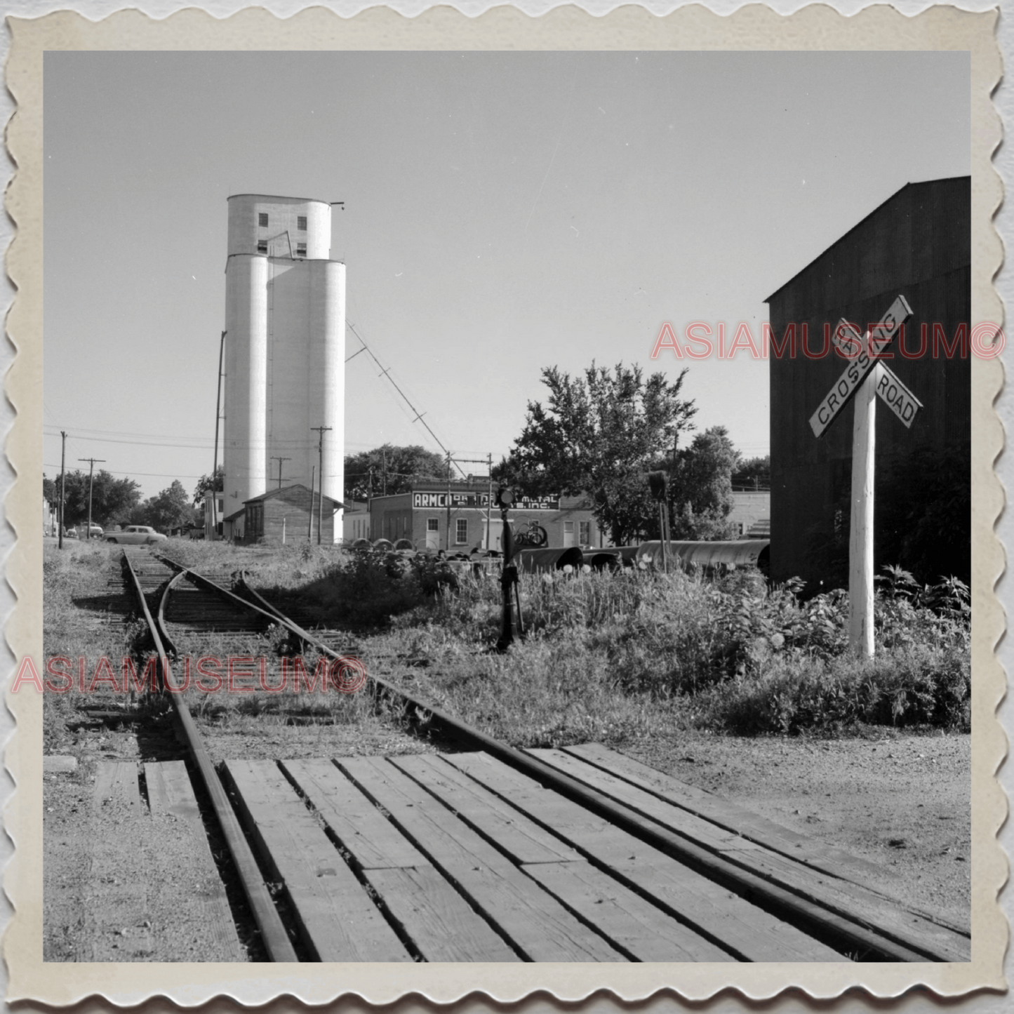 50s WAHOO NEBRASKA SAUNDERS COUNTY TRAIN RAILWAY STATION VINTAGE USA Photo 8494