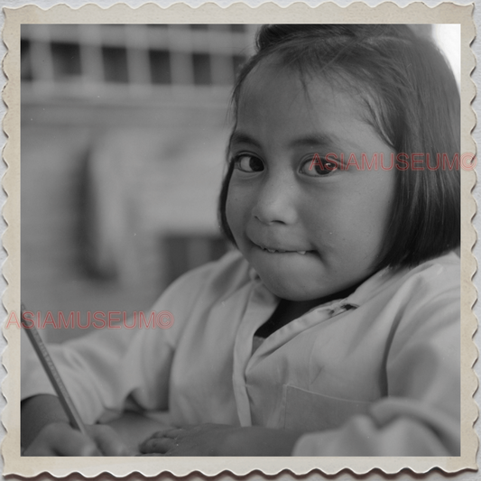 50s NAVAJOLAND NAVAJO ARIZONA NEW MEXICO FORT DEFIEANCE GIRL OLD USA Photo 7799