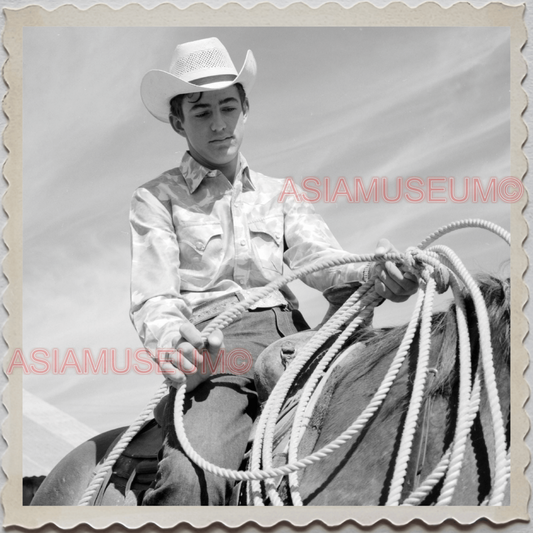 40s AUGUSTA KRONE RANCH COWBOY HORSE LASSO  VINTAGE OLD USA AMERICA Photo S8956