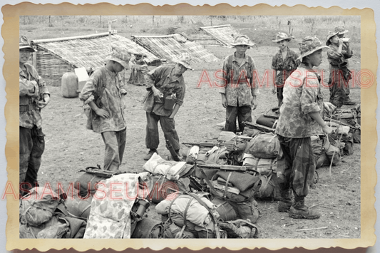 40s WW2 Vietnam FRANCE SOLDIER INDOCHINA WAR MILITARY CAMP Vintage Photo 23842