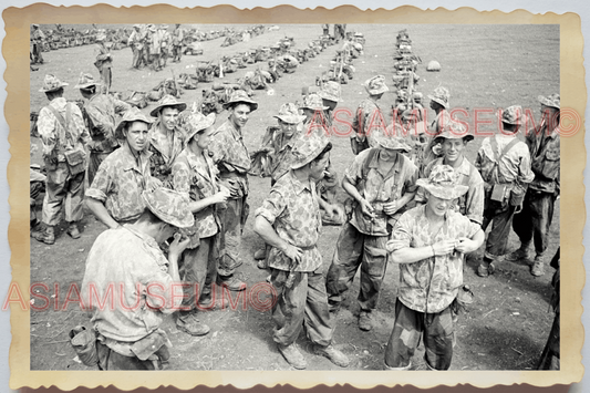 40s WW2 Vietnam FRANCE ARMY SMOKING TROOPS GROUP SOLDIER OLD Vintage Photo 25488