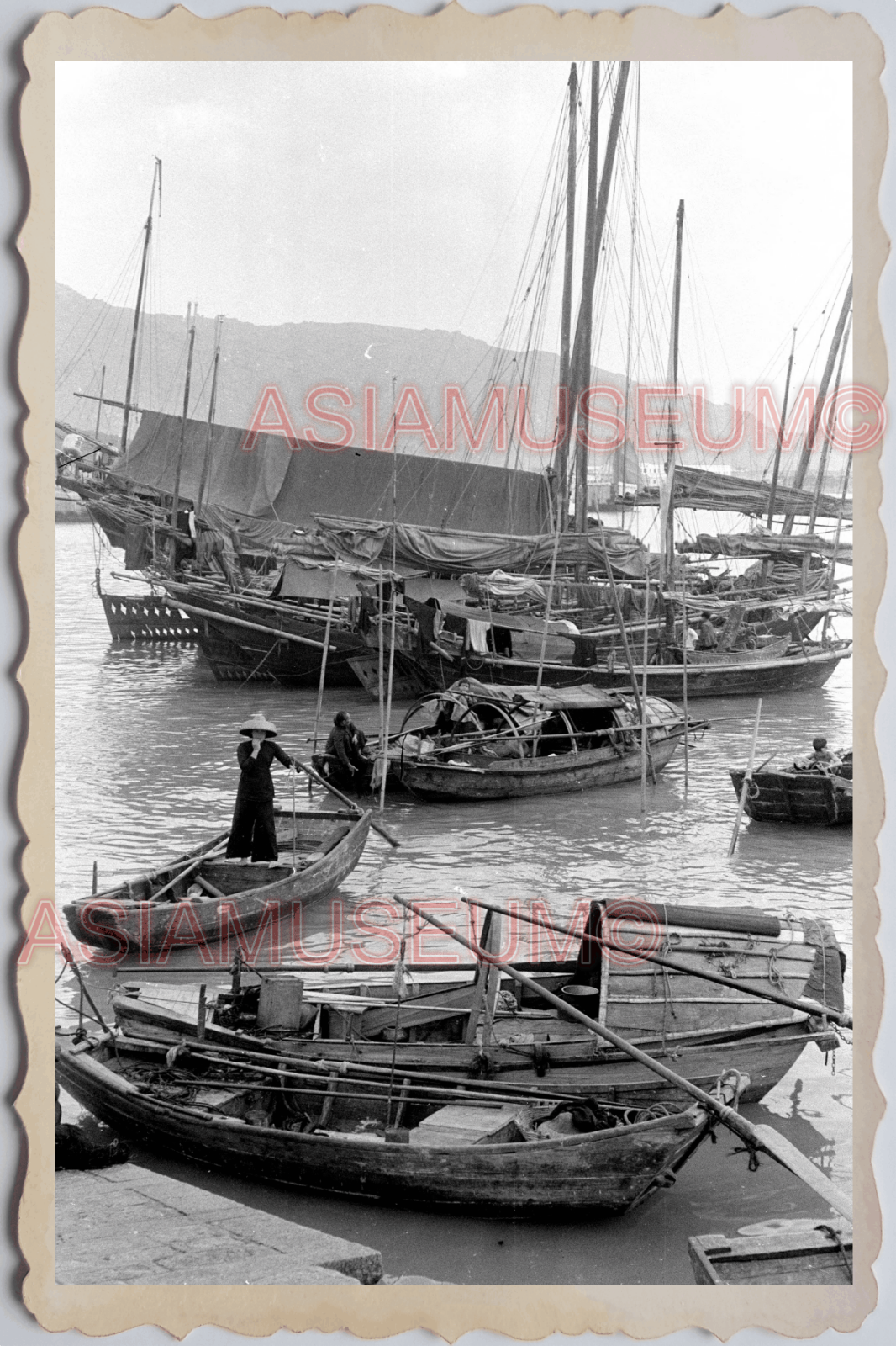 40s MACAU MACAO TAIPA COLOGNE FISHING BOAT HARBOR PIER Vintage Photo 澳门旧照片 26710