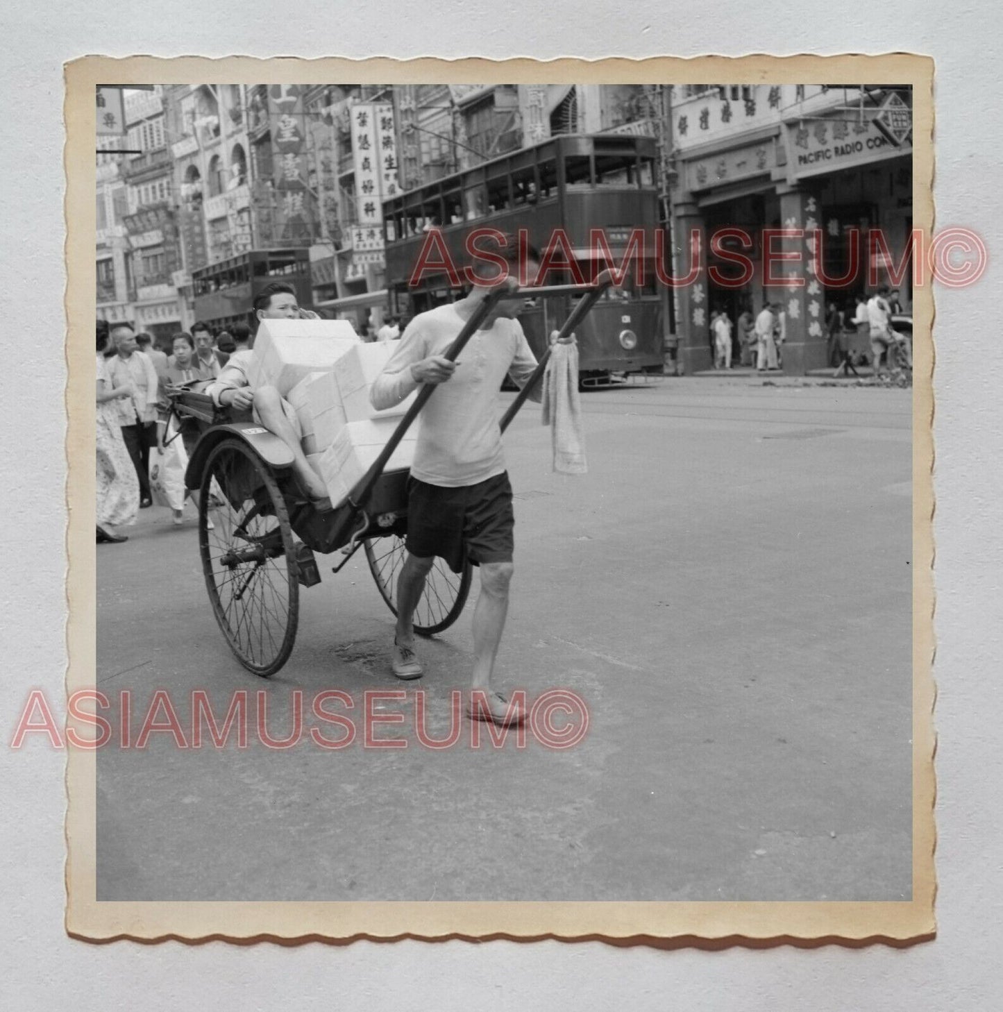 Des Voeux Road Bus Tram Rickshaw Street Scene Shop Hong Kong Photo 香港旧照片 29602