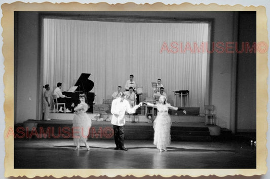 50s Vietnam War Indochina French Women Lady Cabaret Show Dance Vintage Photo 428