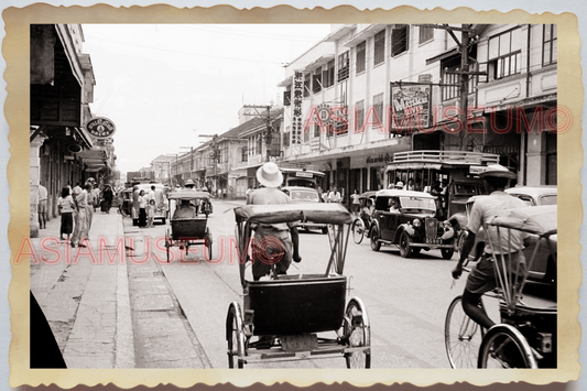 50s THAILAND BANGKOK PEDICAB TRAFFIC STREET SCENE ROAD SHOP Vintage Photo 28068