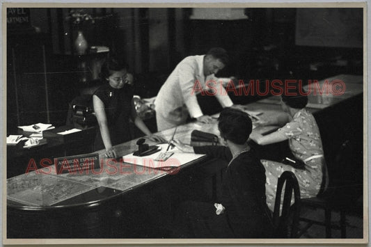 1940s Man Suit Oriental Women HONG KONG VINTAGE PHOTO POSTCARD RPPC 786 香港舊照片明信片