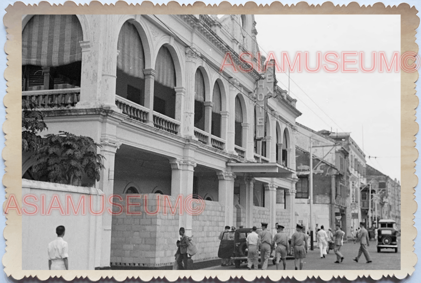 WW2 Street Scene Rex Hotel Barricade Japanese Bomb Vintage Singapore Photo 17597