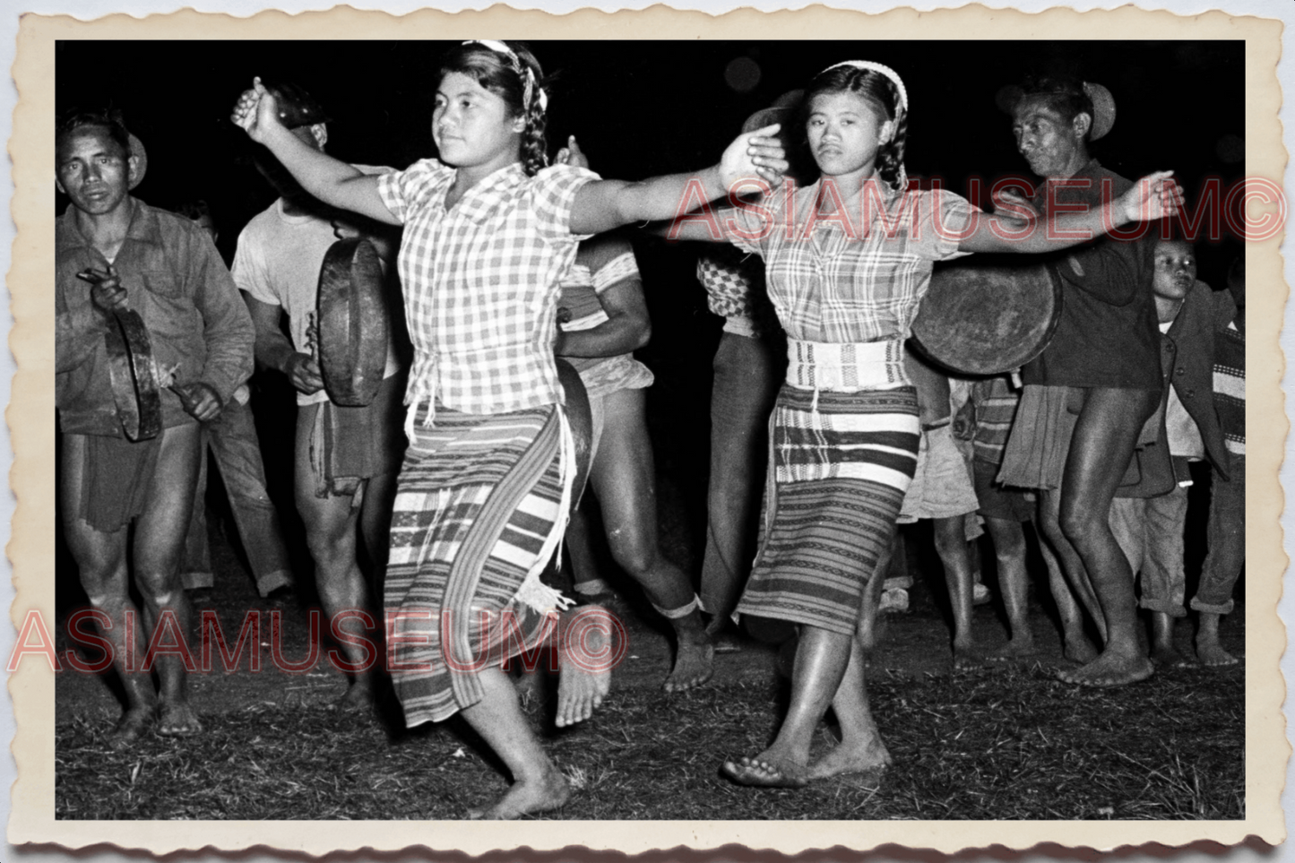 50s PHILIPPINES MOUNTAIN TRIBE WOMEN TATTOO DANCING FESTIVAL Vintage Photo 24178