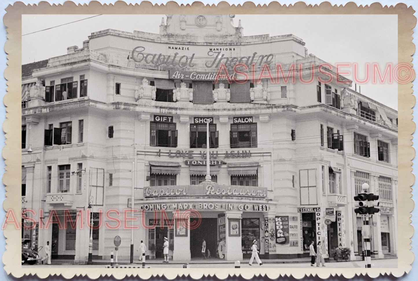 WW2 War Building Capital Theatre Cinema Traffic Light Shop Singapore Photo 17822