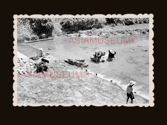 1940's shallow creek River Women Lady Street Hong Kong Photograph 香港旧照片 #3116