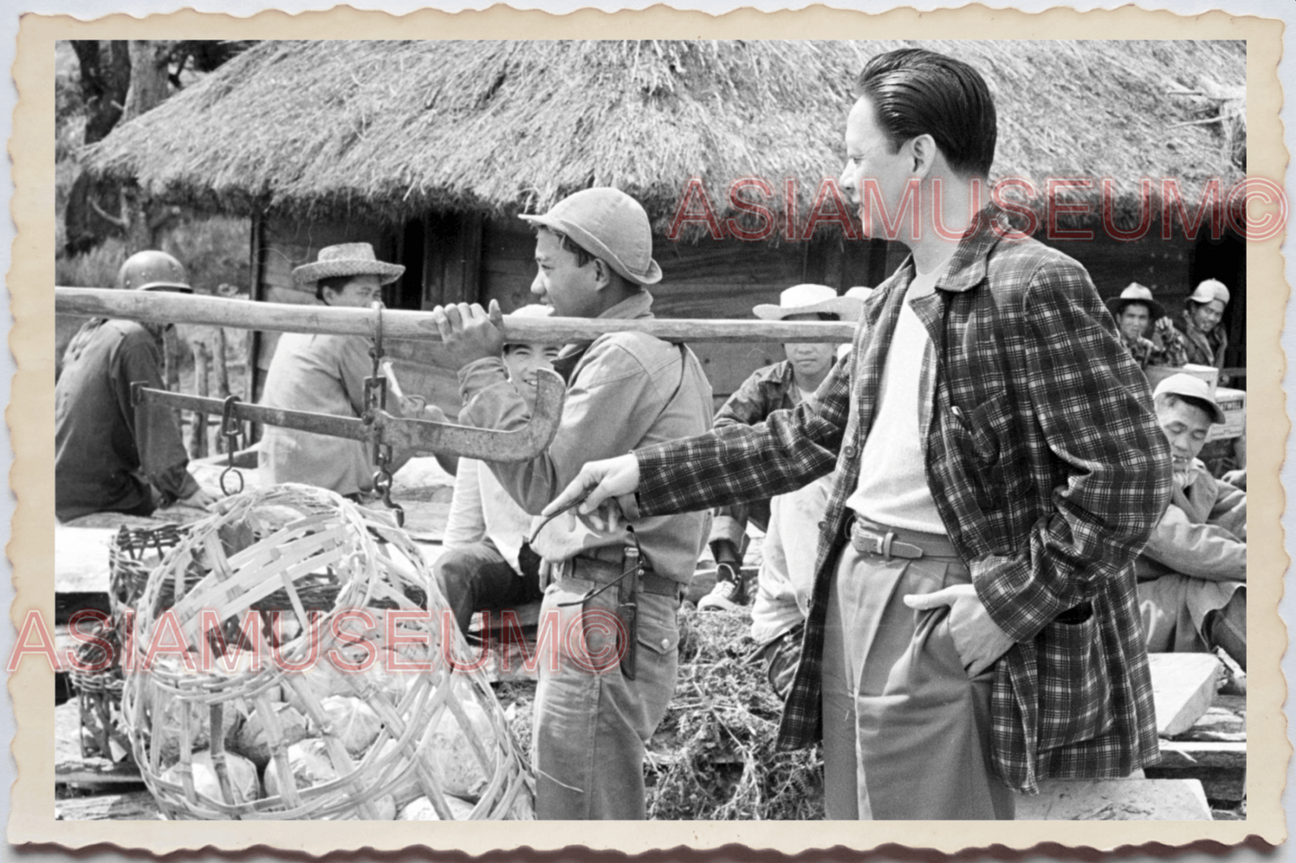 50s PHILIPPINES MOUNTAIN VILLAGE WOODEN HOUSE MARKET PRODUCE Vintage Photo 24134