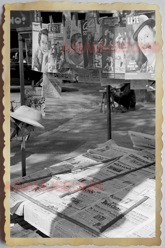 40s Vietnam War SAIGON STREET SCENE NEWSPAPER STAND STALL LIFE OLD Photo 1302