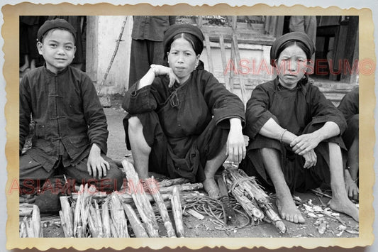 50s Vietnam War Saigon Ho Chi Minh Street Market Lady General Vintage Photo #984