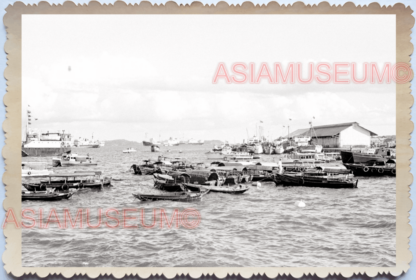 1940s WW2 Ship Ferry Sampan Boat Dock Terminal Port Sea Singapore Photo 26230