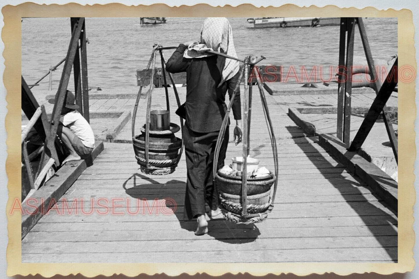 40 Saigon Ho Chi Minh River Pier Lady Food Vendor Vietnam War Vintage Photo #647