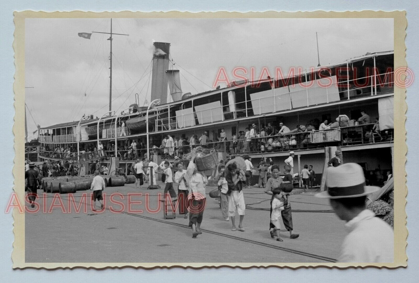 HARBOR SHIP FERRY DOCK STREET SCENE Vintage China SHANGHAI Photo #3668 中国上海老照片